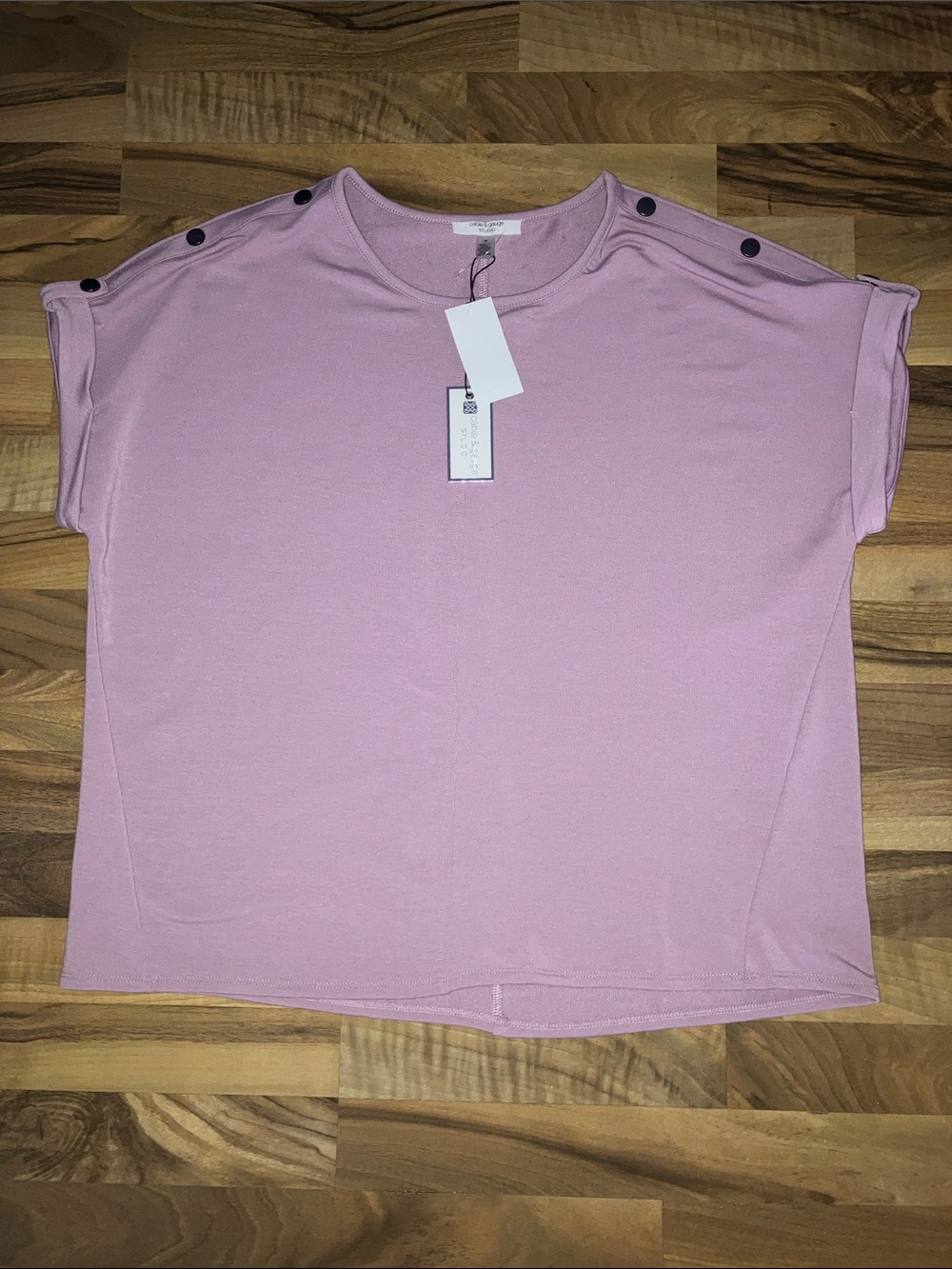 Cable and gauge studio light purple button shoulder short sleeve women’s Sz 1X